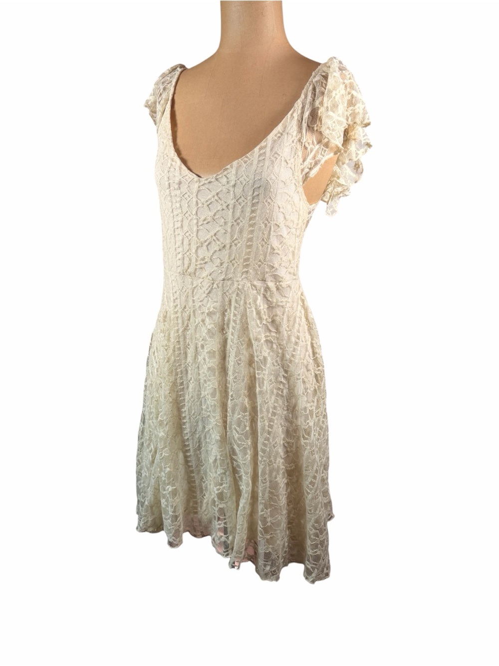KIMCHI BLUE Urban Outfitters Cream Lace Dress